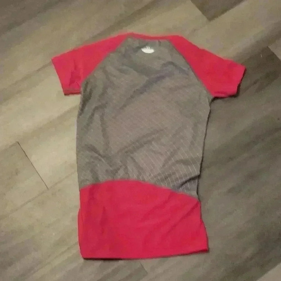 Under Armour Womens - Picture 4 of 5